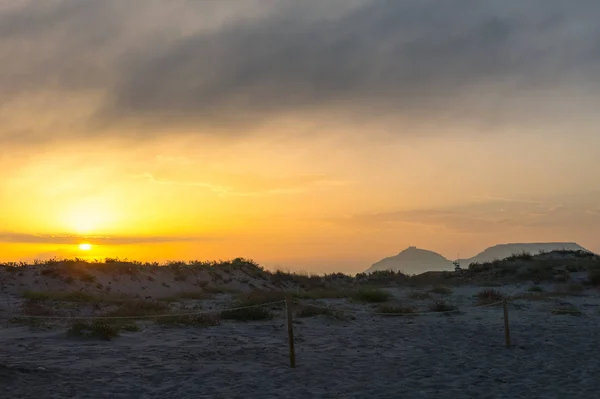 Catalonia Emporda Bölgesi Ile Panoramik Torroella Montrgi Arka Planda Akdeniz — Stok fotoğraf