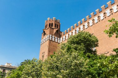 Üç Dragons (Castell dels Tres Dragons) Parc de la Ciutadella kale görünümü