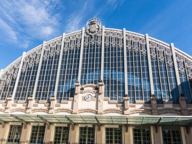 Kuzey Starion (Estacion del Norte İspanyolca), Barcelona, Catalonia, İspanya ana otobüs istasyonuna. İspanya ve Avrupa Madrid de dahil olmak üzere, ana istasyonları ile bağlantıları var