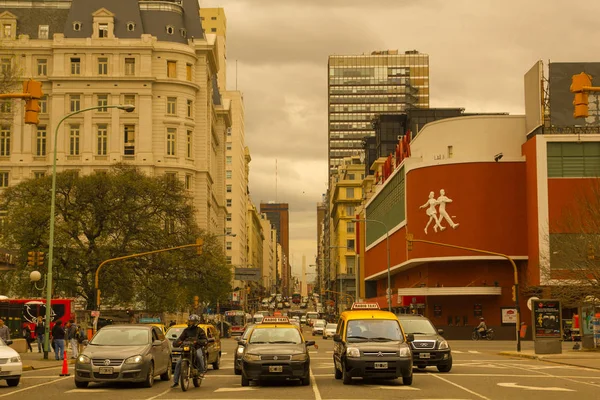 Buenos Aires Argentina September Cars Taxis Corrientes Street Longest Street — Stock Photo, Image