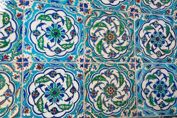 Ancient hand made Turkish - Ottoman tiles — Stock Photo, Image