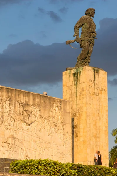 Pomnik ernesto "che" guevara. Santa clara. Kuba — Zdjęcie stockowe