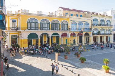 Tarihi eski Meydanı veya Plaza Vieja sömürge neighborh içinde