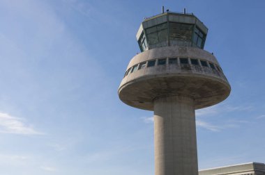 Kontrol kulesi Barcelona Havaalanı, Catalonia, İspanya.
