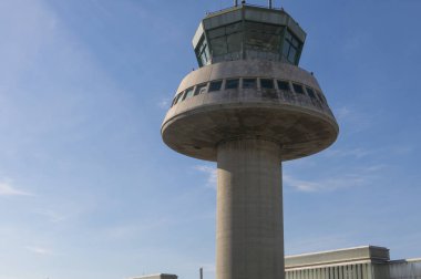 Kontrol kulesi Barcelona Havaalanı, Catalonia, İspanya.