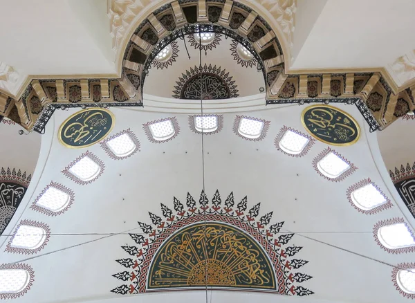 Mesquita Suleymaniye (Suleymaniye Camisi) em Istambul, Turquia — Fotografia de Stock