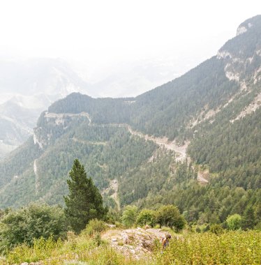 El Pedraforca masifinin görünümleri, t en amblem biridir