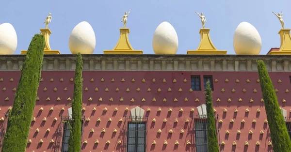 Πρόσοψη του Μουσείο Νταλί στο figueres — Φωτογραφία Αρχείου