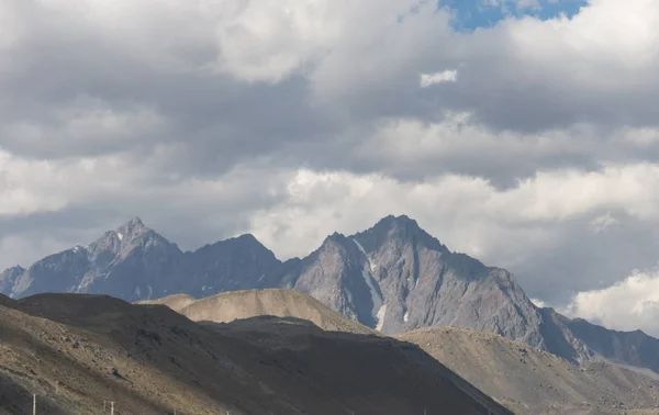 Cajon del maipo. maipo canyon, ein Canyon in den Anden. ne — Stockfoto