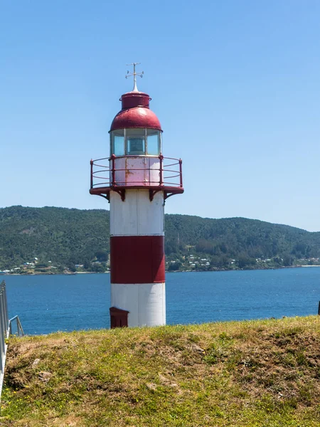 Faro en la fortaleza española en Niebla, Valdivia, Patagoni —  Fotos de Stock