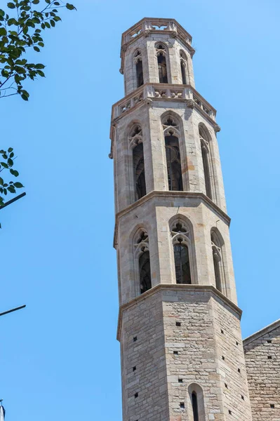 La iglesia de Santa Maria del Mar, en el barrio de Ribera de Barcel —  Fotos de Stock