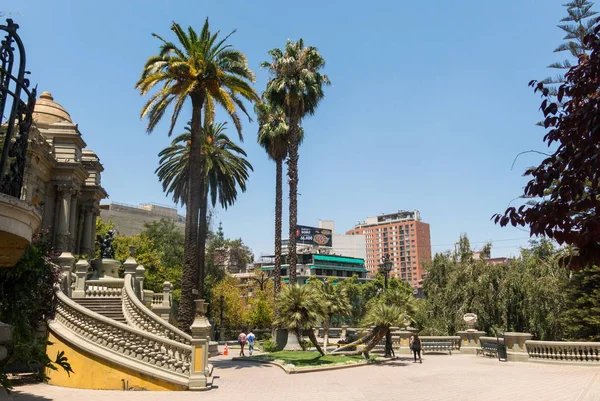 Monumentale Gärten im cerro de santa lucia, in der Innenstadt — Stockfoto