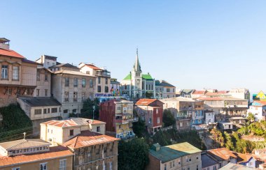 Tarihi şehir Valparaiso, Şili Cityscape üzerinde göster. 