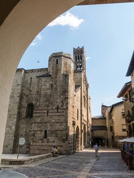 Santa Maria de Urgel Katedrali Romanesk tarzındadır ve tarihi 12. Seo de Urgel. Katalonya, İspanya. Avrupa — Stok fotoğraf