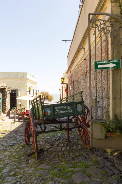 Pferdekutsche in der Straße der Seufzer, im historischen Zentrum, ein — Stockfoto