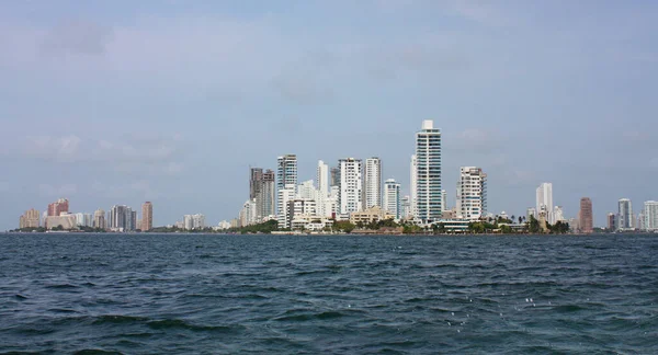 Cityscape of the city of Cartagena de Indias from the sea. Carta — Stock Photo, Image