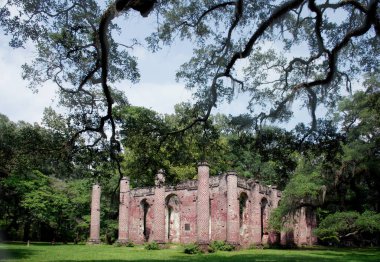 Eski Sheldon Kilisesi Harabeleri