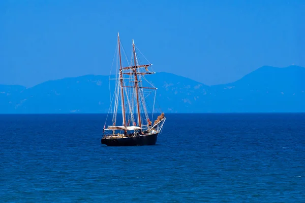 Barco Tradicional Corfú Grecia — Foto de Stock