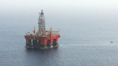 Offshore Petrol ve gaz de sıkıcı platformu