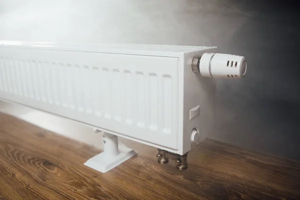 Heating Radiator Warm Steam — Stock Photo, Image