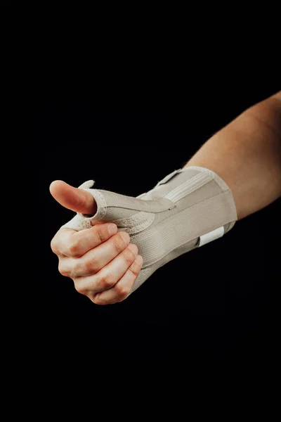 Handgelenk Und Handorthesen Unterstützen Die Heilung Des Karpaltunnelsyndroms Isoliert Auf — Stockfoto