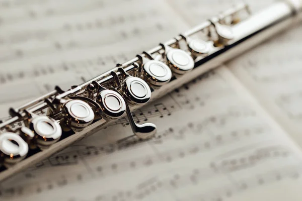 Flauta Transversal Folha Música — Fotografia de Stock