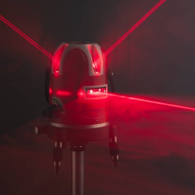lazer seviyesi aracı duman kırmızı ışık ışınları