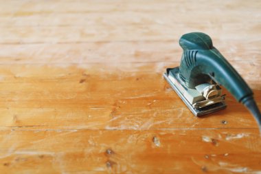 düz züppe aracı ile ahşap zemin zıpzAma