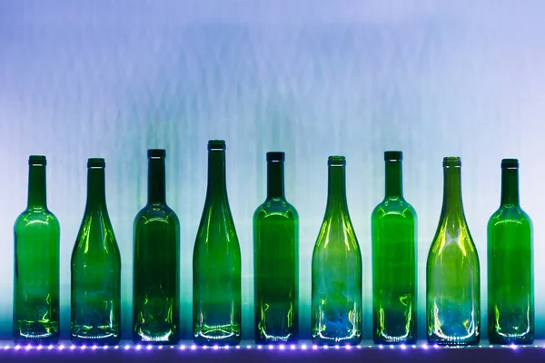 Bouteilles Vin Vides Abstraites Avec Éclairage Led Bleu — Photo