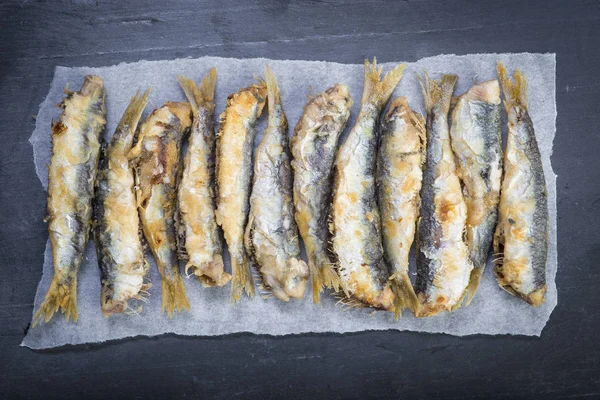 Fried Sardines Pirchards Slate Background — Stock Photo, Image