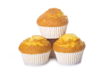 Ev yapımı klasik kek veya beyaz bir arka plan üzerinde izole kek