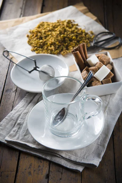 Dried Chamomile Flowers Tea Cup Infuser Make Herbal Infusion — Stock Photo, Image