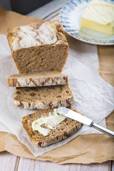 Žitný Chléb Máslo Šířit Plátky — Stock fotografie