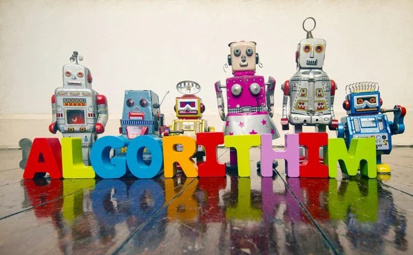 Parola Algorithim Con Lettere Legno Robot Giocattolo Retrò Vecchio Pavimento — Foto Stock