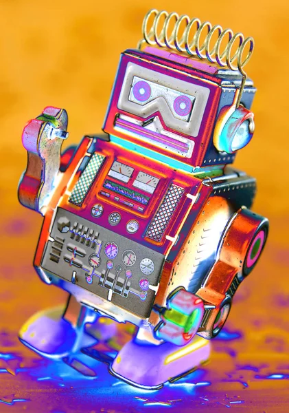 Retro Roboter Auf Gold — Stockfoto