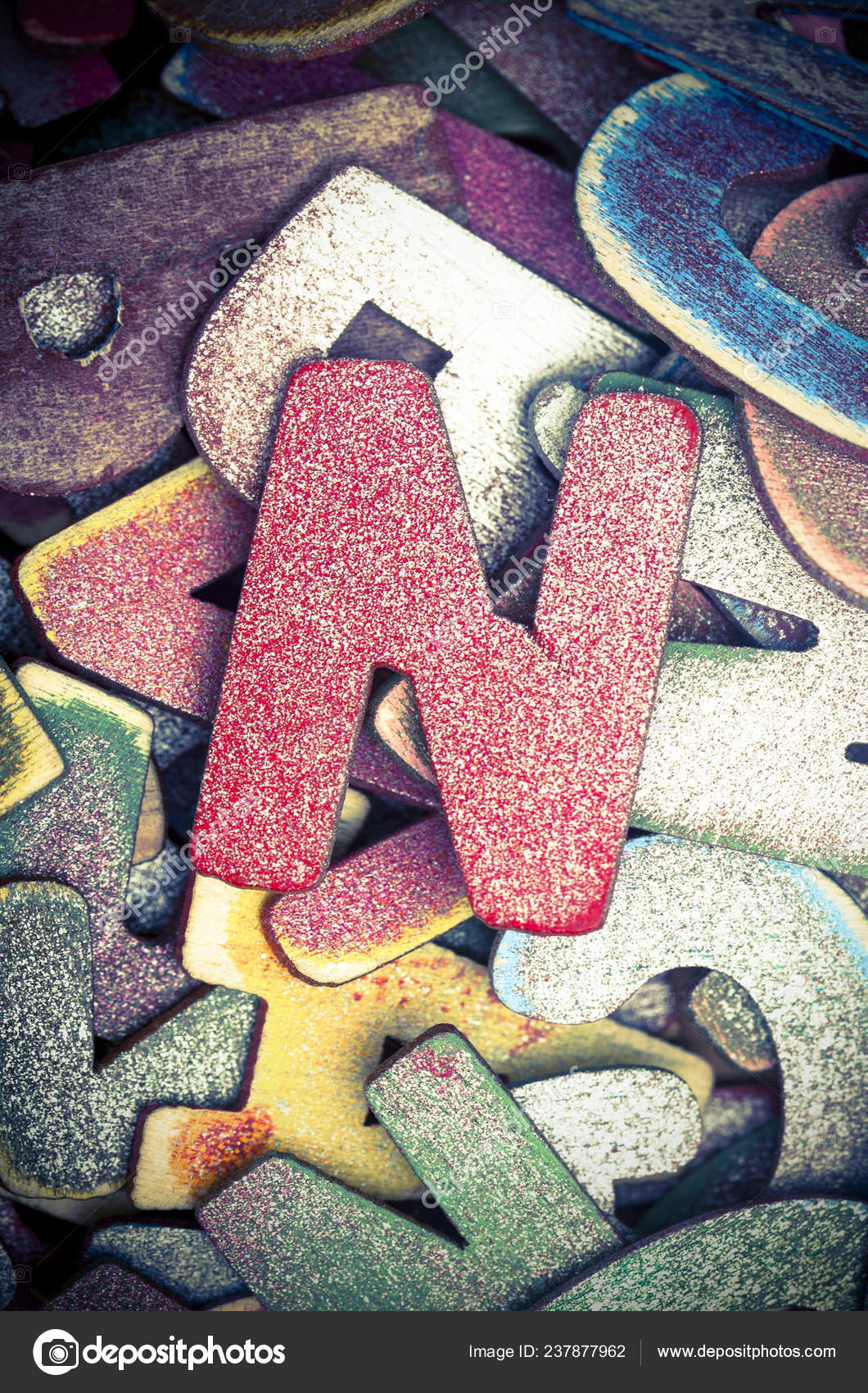 Lotes Antiguo Pintaron Letras Madera Con Letra Medio Color