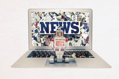 retro robot bir dizüstü bilgisayarda sahte haber izliyor