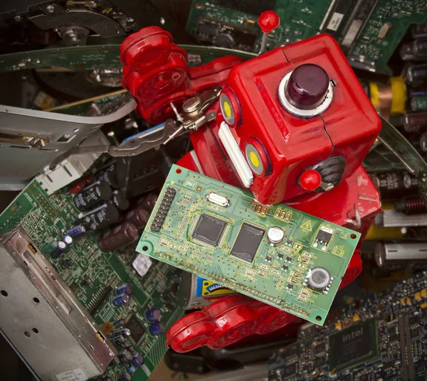 赤いロボットデータマイニングコンセプト — ストック写真