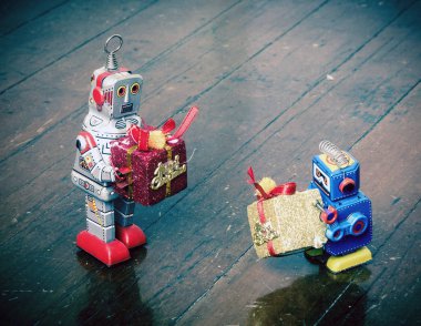 Noel 'de robotlar hediye veriyor. 
