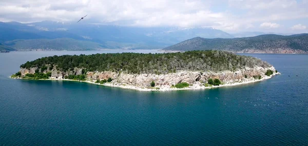 Ostrov Golem Grad Prespanské Jezero Makedonie Letecký Pohled Obraz — Stock fotografie