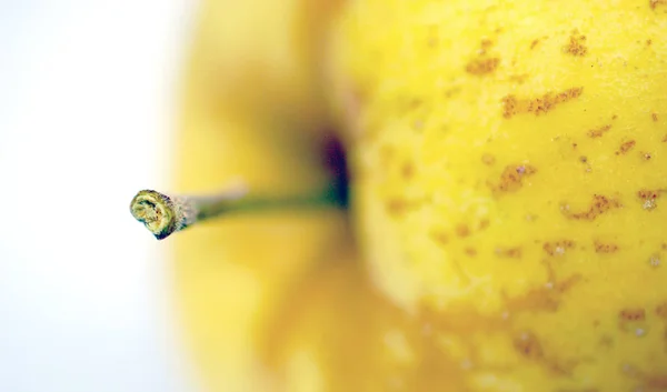 Sarı Elma Sap Sığ Dof Görüntü Odak — Stok fotoğraf