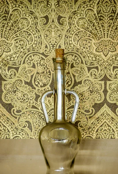 Alte Flasche Einer Wand Mit Ornamenten Bild Eines — Stockfoto