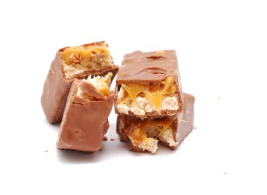 çikolata ve fındık enerji bar fotoğraf görüntü kadar beyaz kapatma