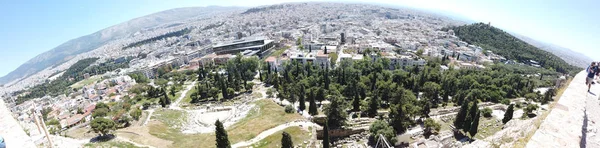 Aten, Grekland-maj 5, 2019: panoramautsikt över en grekisk landmärke på Akropolis i Aten, Grekland. — Stockfoto