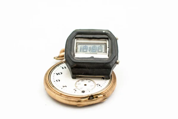 Vintage sale et poussiéreux horloge numérique — Photo