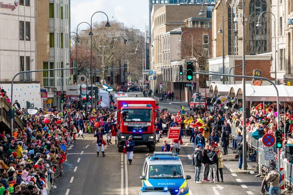 Cologne Alemania Febrero 2018 Personas Desfile Del Carnaval Febrero 2018 — Foto de Stock