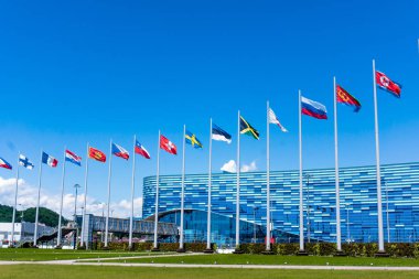 Soçi, Rusya - 16 Mayıs 2016. Olympic Park. Ülke bayrakları