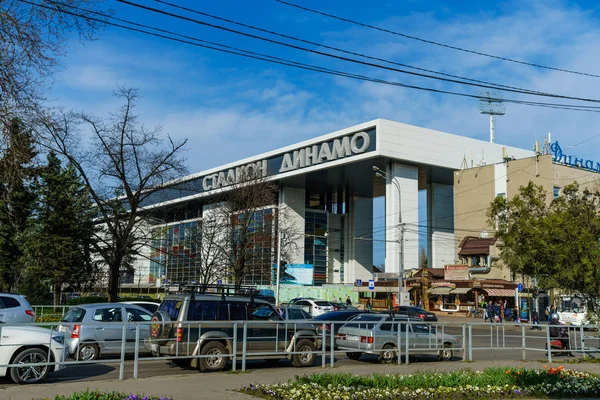 俄罗斯克拉斯诺达尔 2018年4月06日 俄罗斯克拉斯诺达尔体育场发电机 — 图库照片
