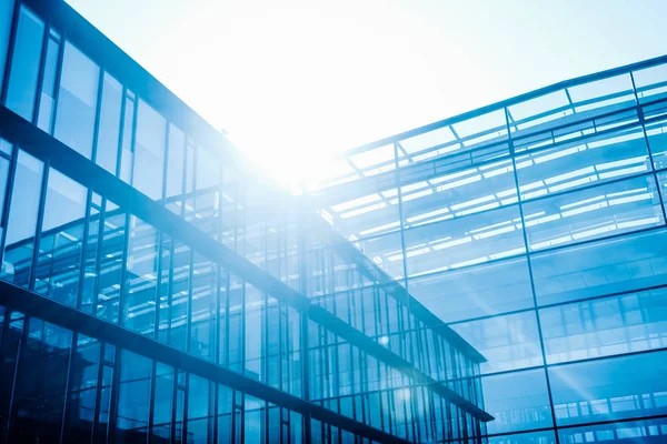 modern mimarisi, camdan duvarlar parçası 