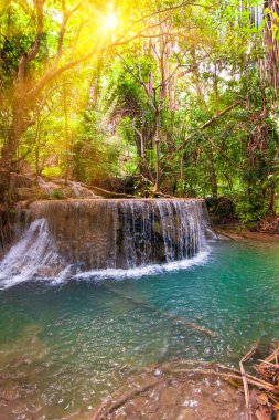 Erawan Şelalesi, Kanchanaburi, Tayland.